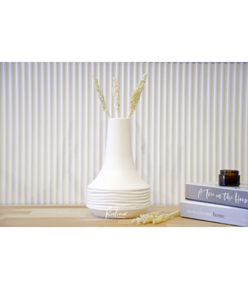Crease-1 Ceramic Vase White